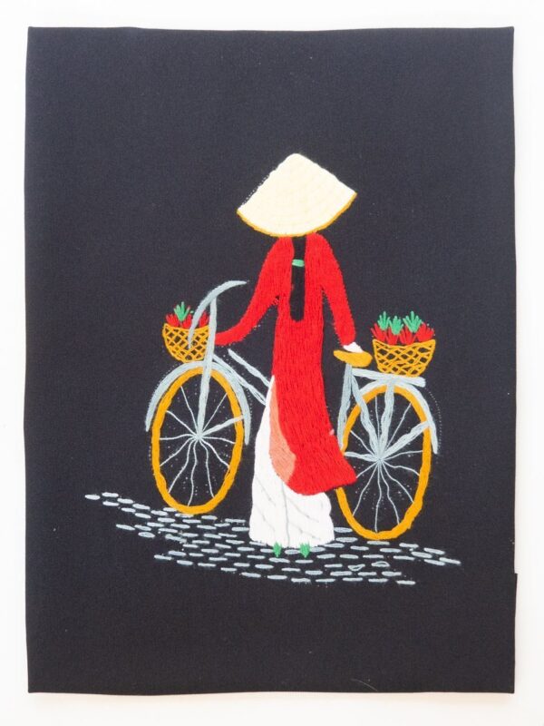 Bordado de hilo con imagen de vietnamita en bici con áo dài rojo