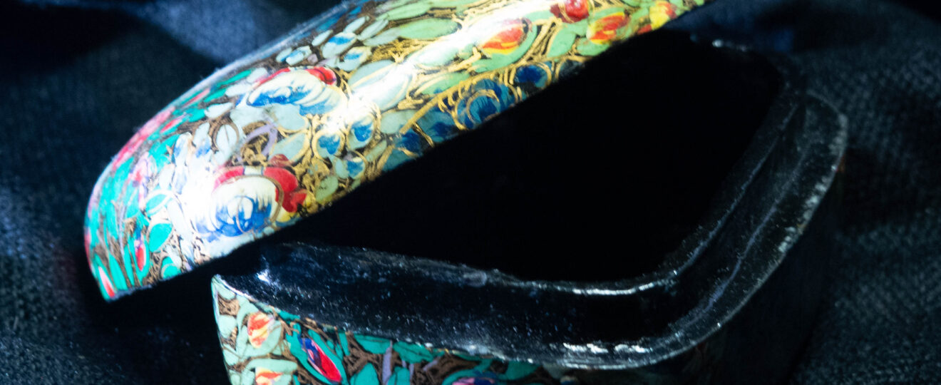 Cajita de papel cuché de India